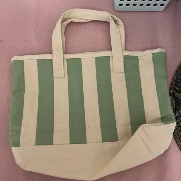 Summer Fridays Mini Mint Green Tote- Limited edition - Picture 3 of 3